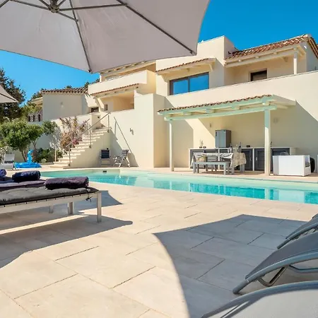 Purple 10&2, Emma Villas Villa Porto Cervo