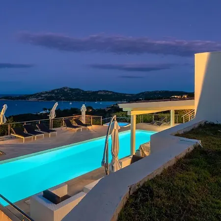 Purple 10&2, Emma Villas Porto Cervo