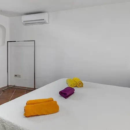Villa Purple 10&2, Emma Villas