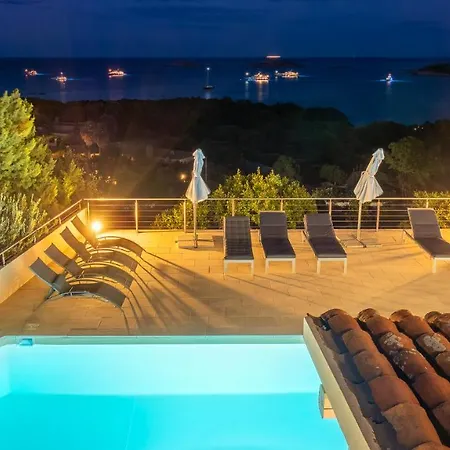 Purple 10&2, Emma Villas Porto Cervo